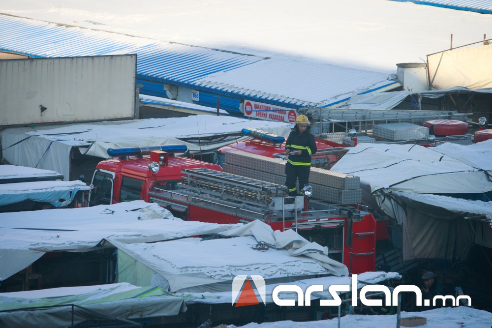 Зулын галаас үүссэн галд 22 павильон шатжээ