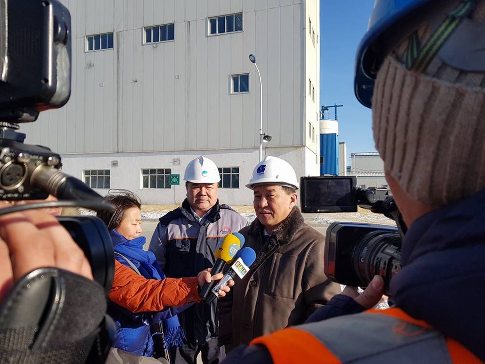 Эрчим хүчний сайд  Ц. Даваасүрэн “АМГАЛАН ДУЛААНЫ СТАНЦ” ХХК-ийн ажилтай танилцлаа