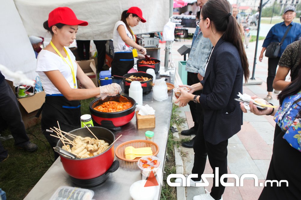 “UB Food Festival” арга хэмжээ үргэлжилж байна