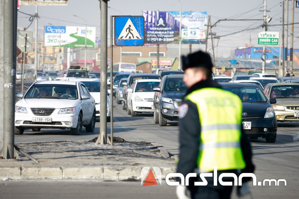 ЗААВАР: Замын хөдөлгөөний зөрчил мэдээллийг ингэж илгээнэ