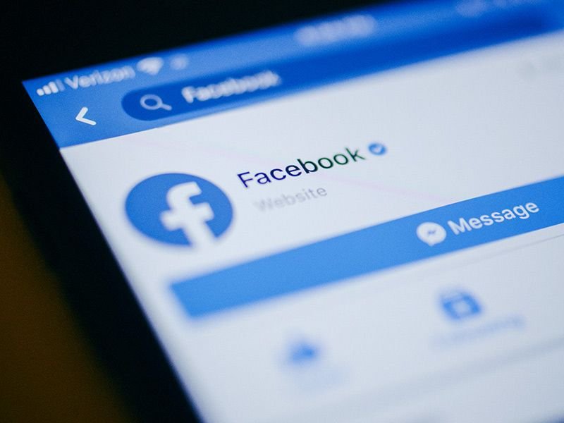 “Facebook”-ийг 1.63 тэрбум ам.доллараар торгож магадгүй байна