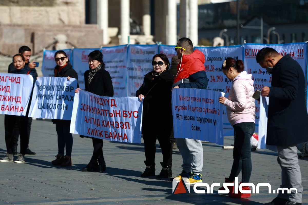 ЖАГСААЛ: 133 дугаар сургууль дөрвөн ээлжээр хичээллэж байгааг эцэг эхчүүд эсэргүүцэв