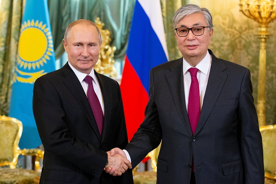 В.Путин Казахстанд атомын цахилгаан станц барих санал тавьжээ