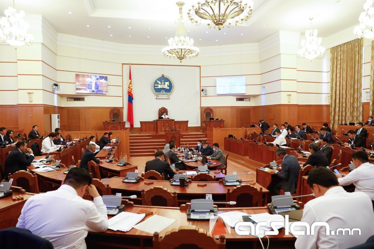 ЧУУЛГАН: Монгол Улсын шүүхийн тухай хуулийн төслийг буцаахаар боллоо