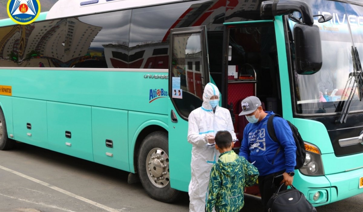 Гурван аймаг, зургаан сумын хот хоорондын тээвэр үйлчилгээ түр зогсжээ