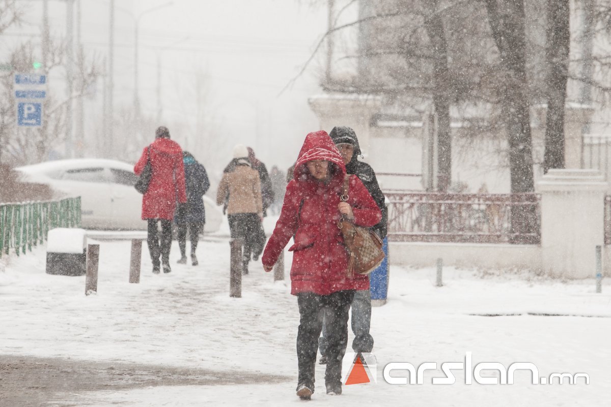 ЦАГ АГААР: Ихэнх нутгаар хүйтэрч хонохыг АНХААРУУЛЖ байна