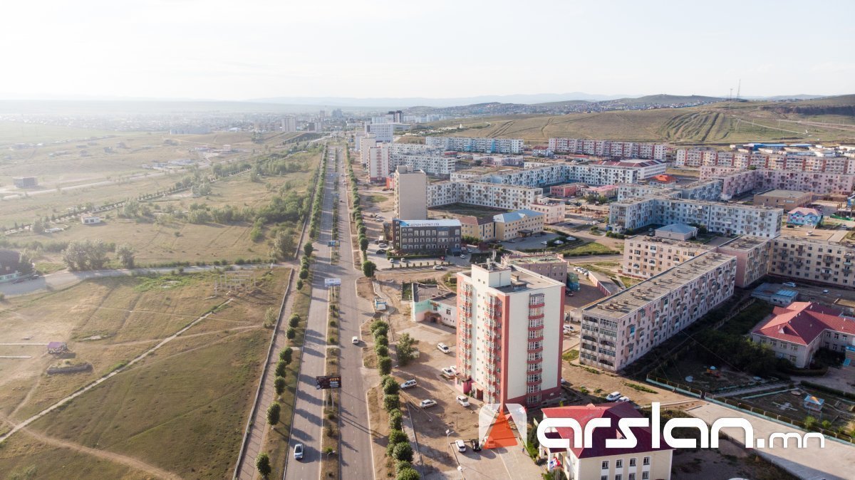 Гурван метрийн гүн нүхэнд унасан бага насны хүүхдийг аварчээ