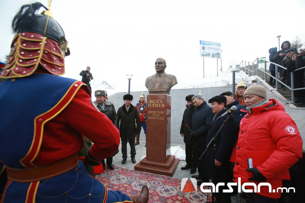 Фото: БНМАУ-ын Баатар И.А.ПЛИЕВЫН ХӨШӨӨНИЙ нээлт боллоо