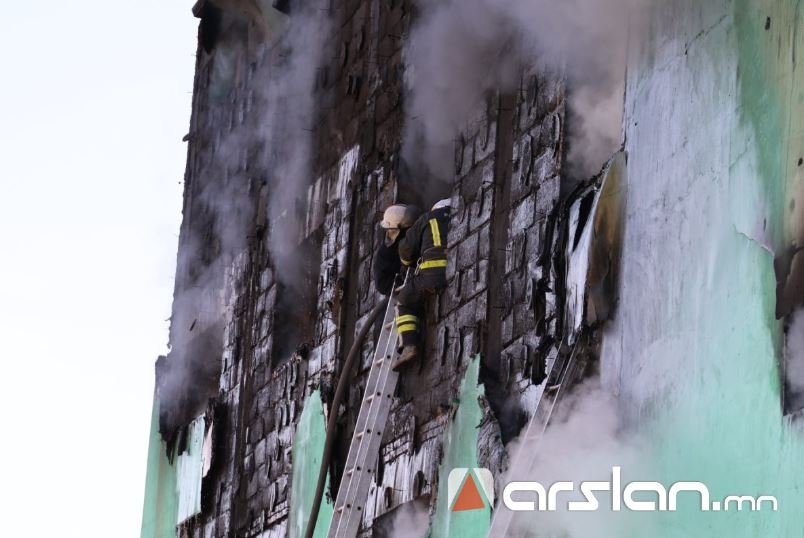 Цахилгаан ашиглалт, яндангийн цонолтоос болж 23 байшин шатжээ