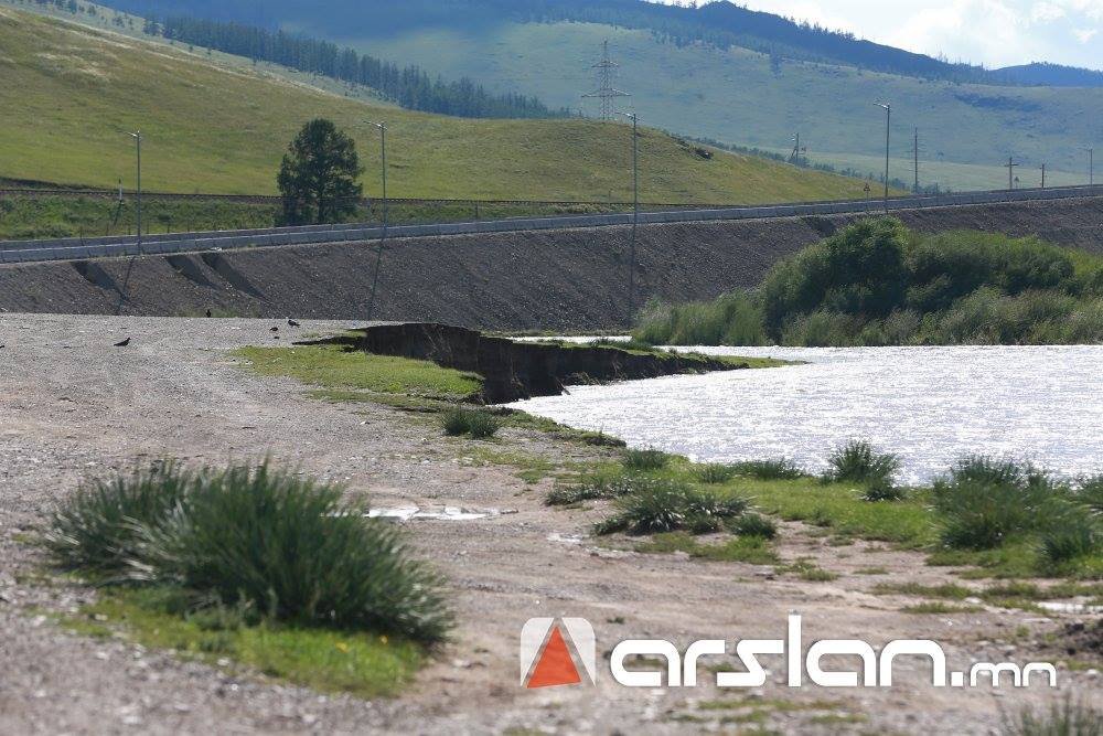 “Онон“ голын усанд тоглож байгаад алга болсон 5 настай хүүг эрэн хайж байна